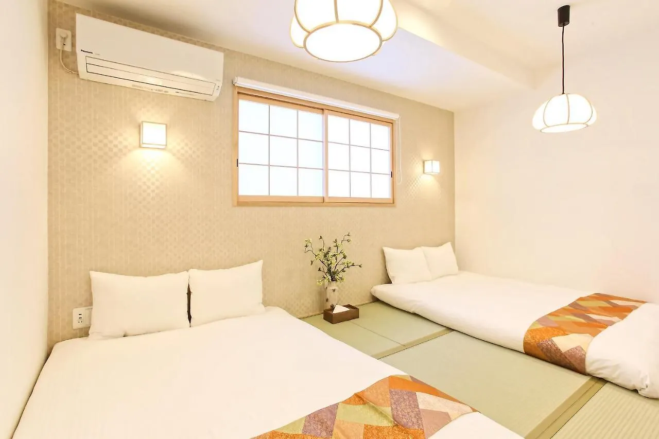 Zebrahouse Tenroku Villa Oszaka 0*,  Japán