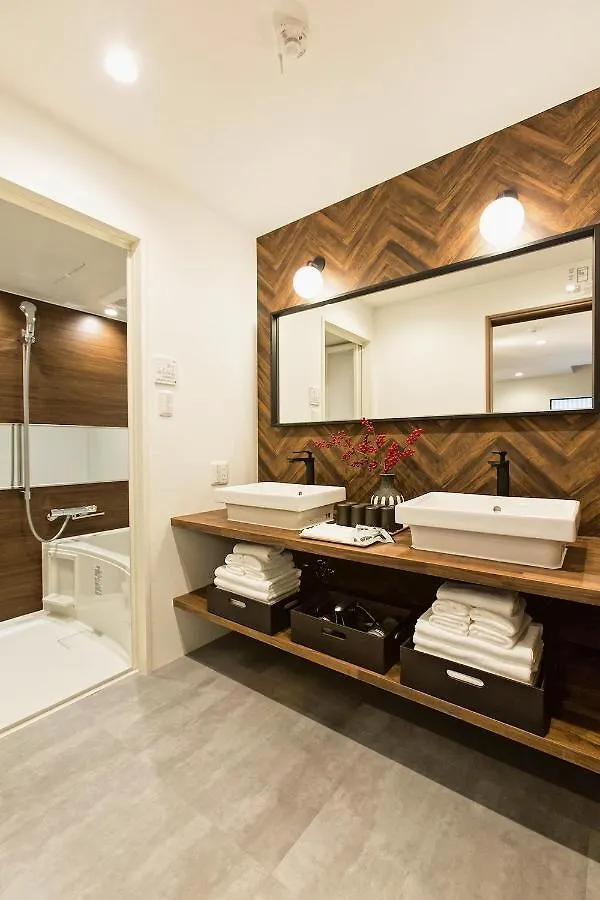 Zebrahouse Tenroku Villa Oszaka 0*,  Japán